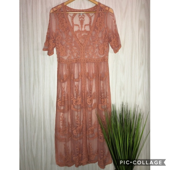 Woven Heart Dresses & Skirts - Embroidered Bohemian Lace Beach Coverup-Dusty Rose